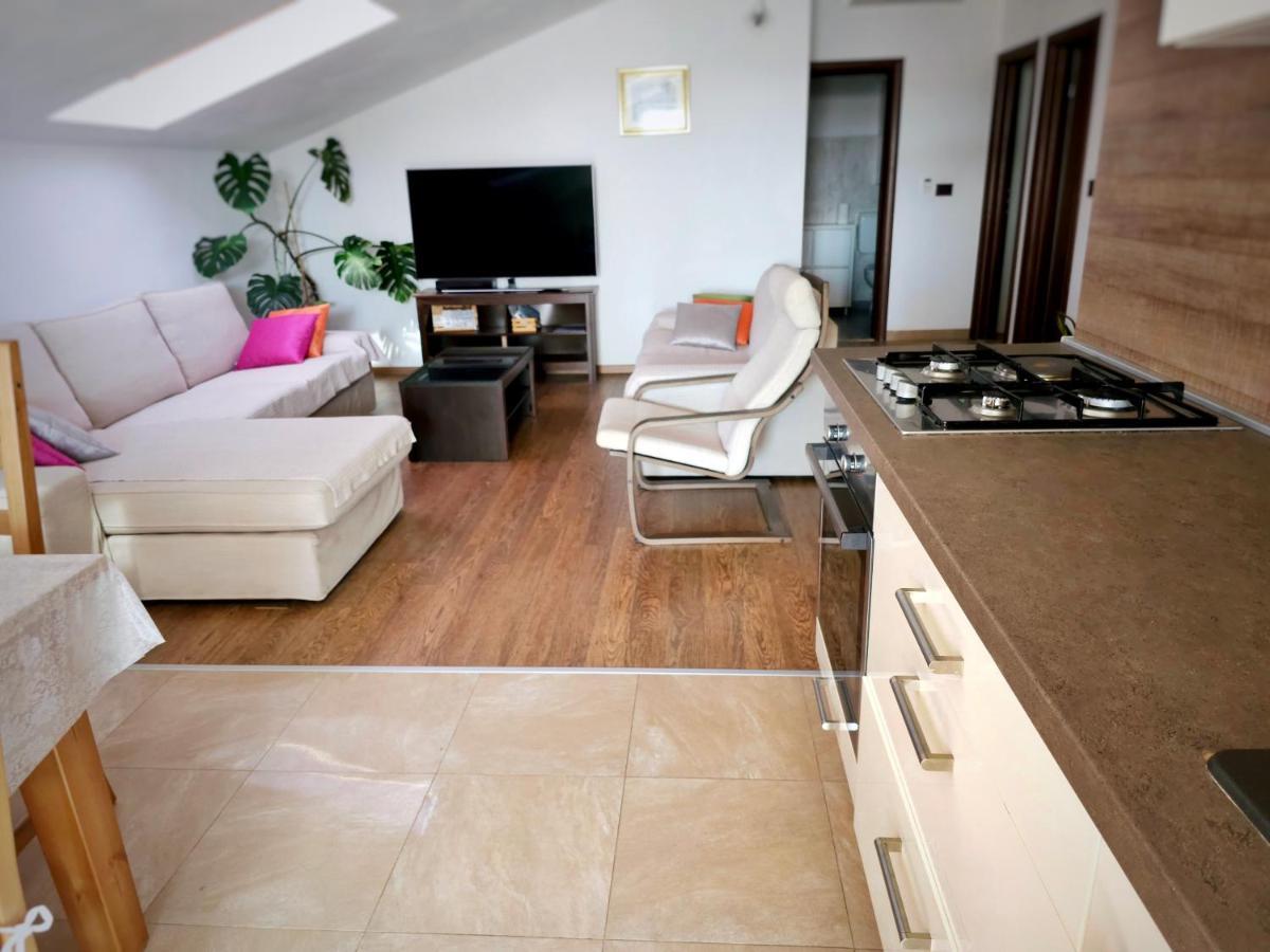 Premium Apartments Tade Funtana Bagian luar foto